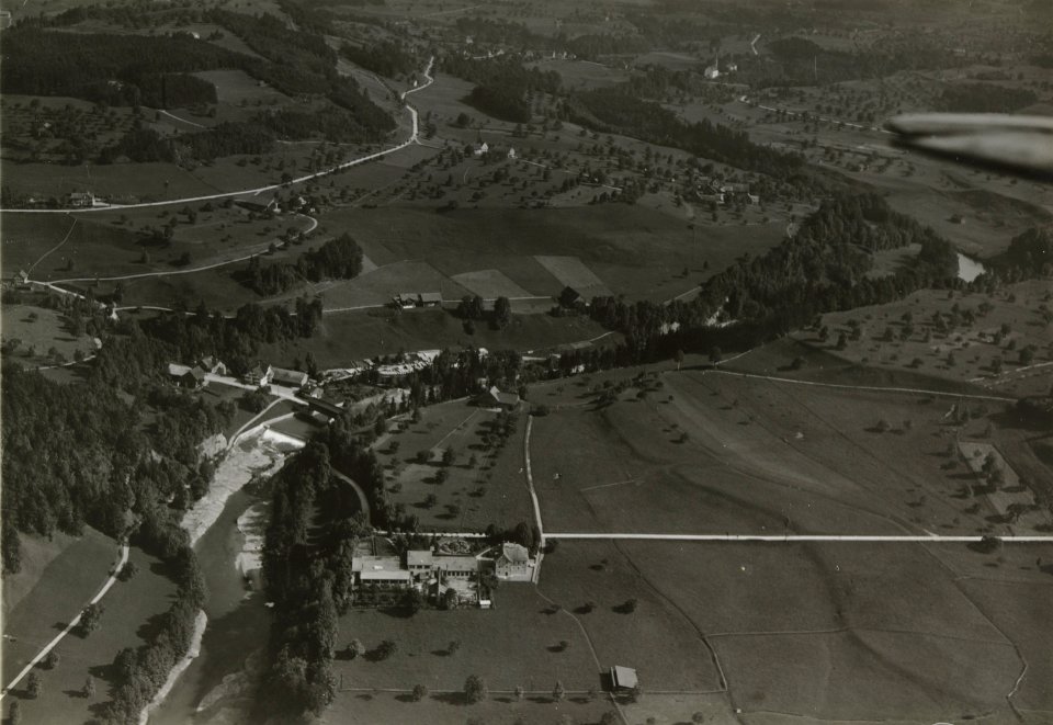 ETH-BIB-Mühlau (Gemeinde Lütisburg), Thurlauf im unteren Toggenburg, Blick nach Süden-Inlandflüge-LBS MH03-1739