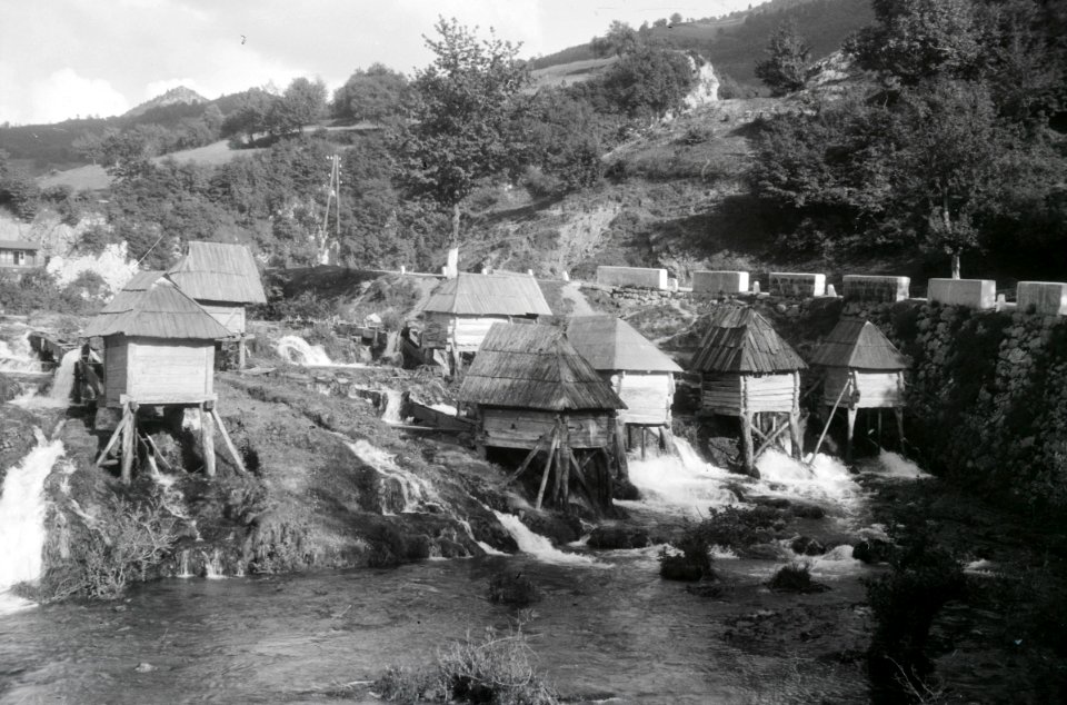 ETH-BIB-Mühlen in Fluss bei Jajce, Bosnien-Weitere-LBS MH02-48-0069