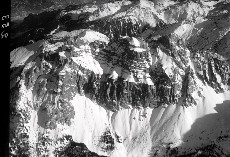 ETH-BIB-Mürtschenstock, Nahaufnahme v. w. aus 3500 m-Inlandflüge-LBS MH01-000253
