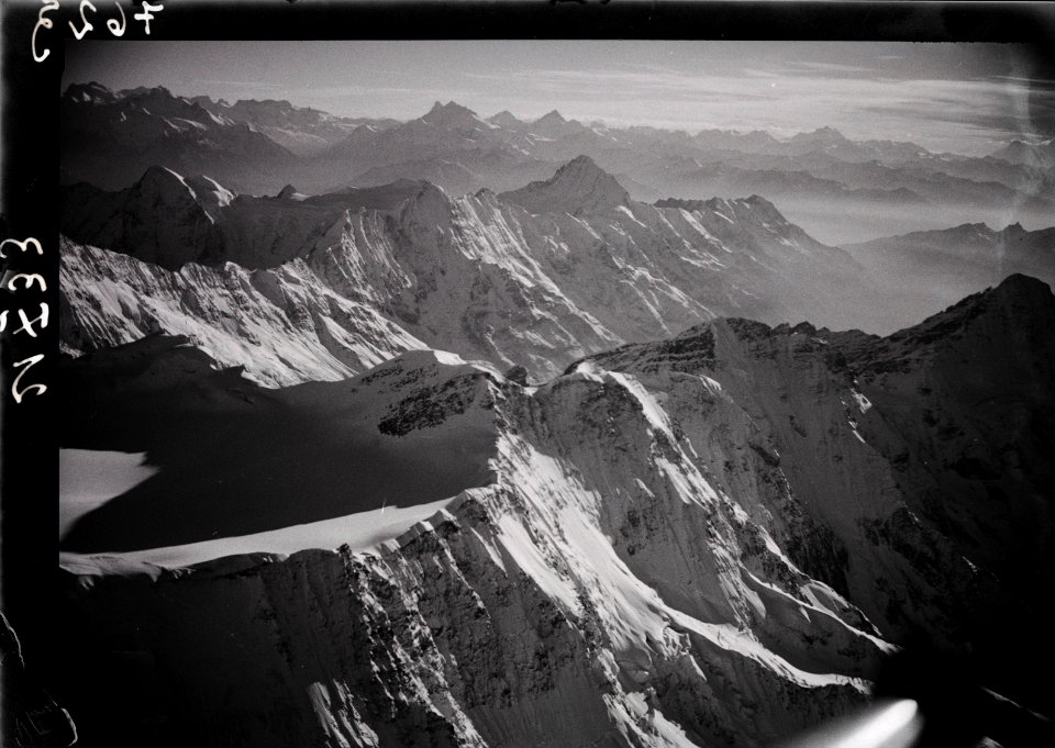 ETH-BIB-Nesthorn, Bietschhorn-Inlandflüge-LBS MH01-007623