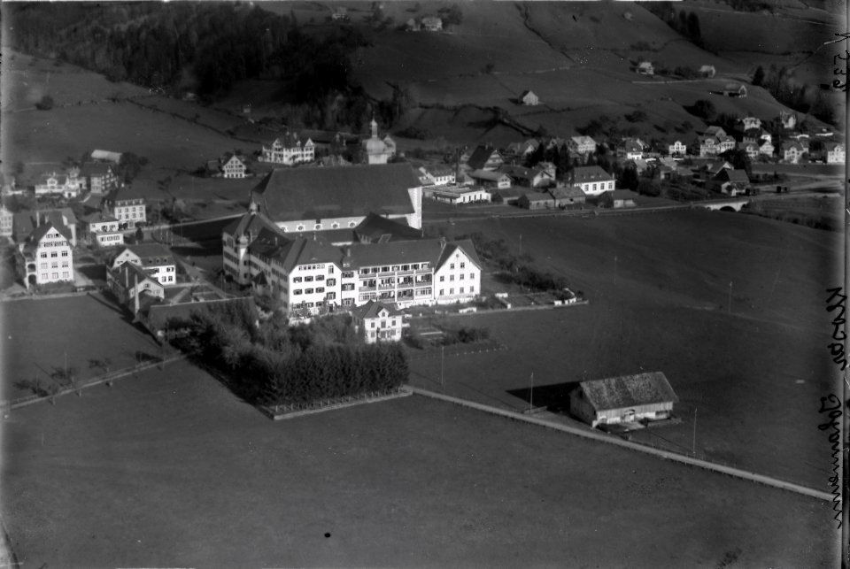 ETH-BIB-Neu St. Johann, Anstalt Johanneum, ehemaliges Benediktinerkloster-Inlandflüge-LBS MH03-0692