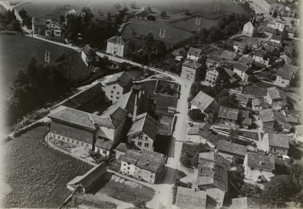 ETH-BIB-Netstal, Teil des Turbinenhauses des Löntschwerks-Inlandflüge-LBS MH03-1807