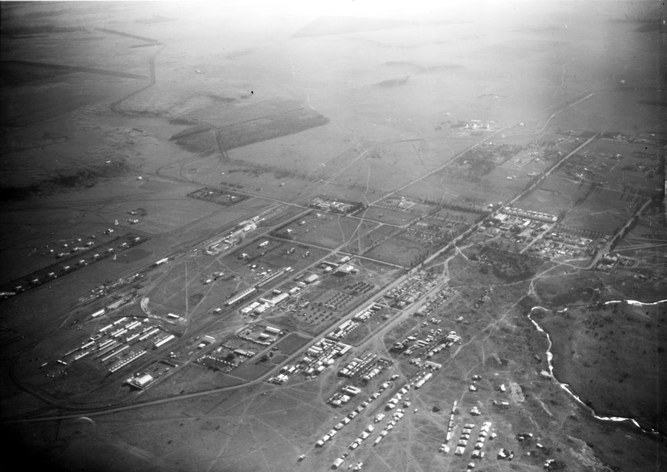 ETH-BIB-Nairobi, Bahnhofquartier aus 800 m Höhe-Kilimanjaroflug 1929-30-LBS MH02-07-0101