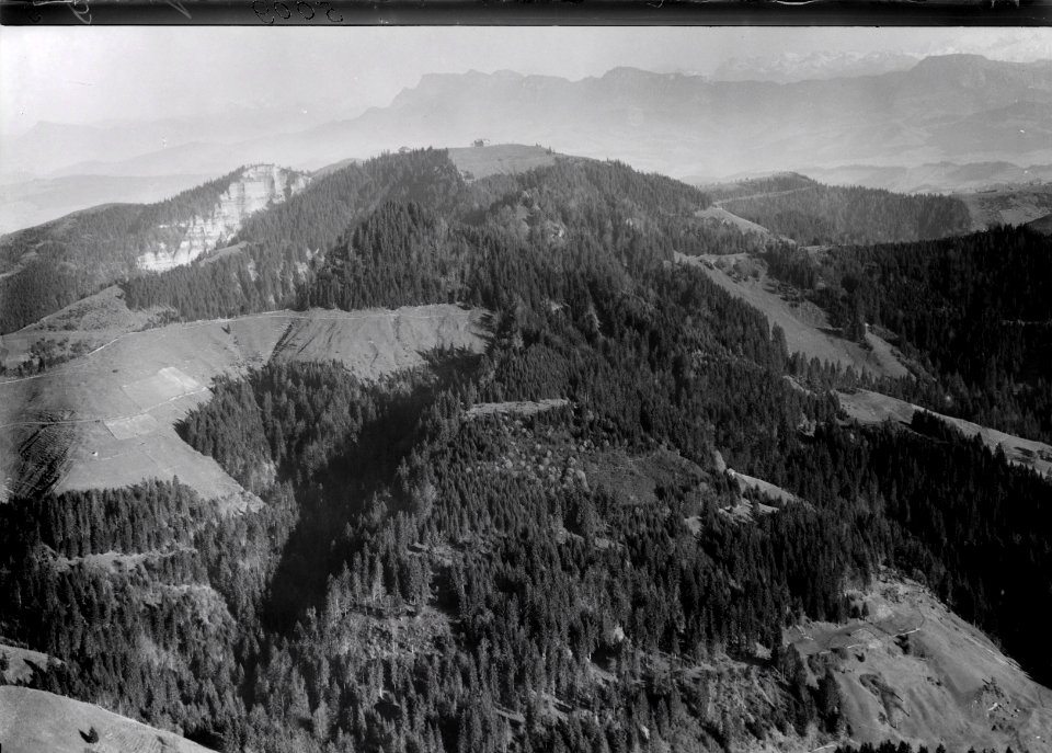 ETH-BIB-Napf, Kurhaus, Pilatus v. W. aus 1400 m-Inlandflüge-LBS MH01-005009
