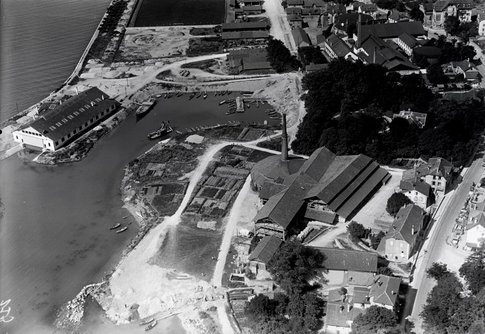 ETH-BIB-Neuenburg, Fabrik-Inlandflüge-LBS MH03-0684