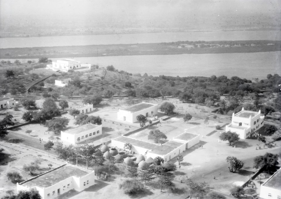 ETH-BIB-Niamey-Tschadseeflug 1930-31-LBS MH02-08-0096