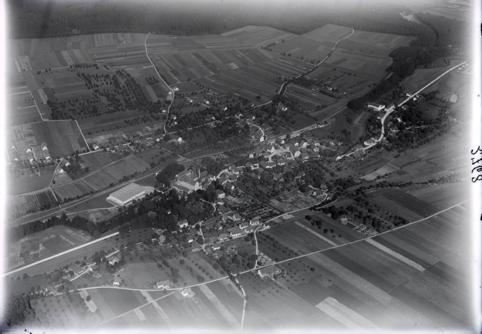 ETH-BIB-Niederlenz aus 300 m-Inlandflüge-LBS MH01-002768