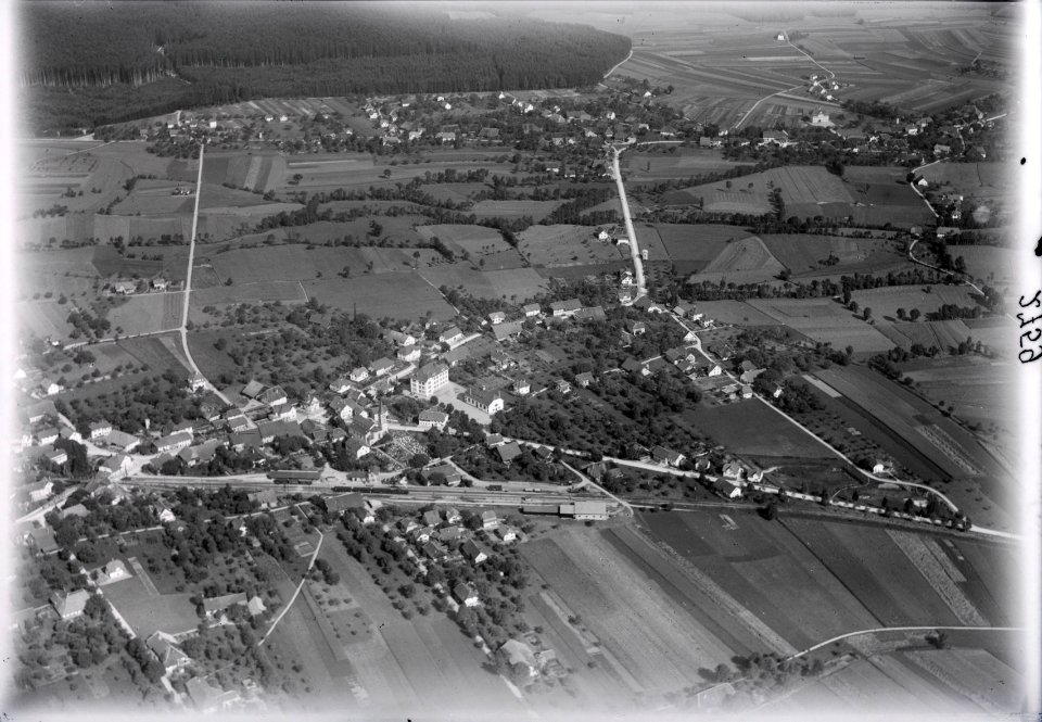 ETH-BIB-Oberentfelden, Unterentfelden aus 400 m-Inlandflüge-LBS MH01-002759