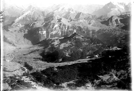 ETH-BIB-Oberiberg, Roggenstock, Biet, Glärnisch v. W. aus 3000 m-Inlandflüge-LBS MH01-002386