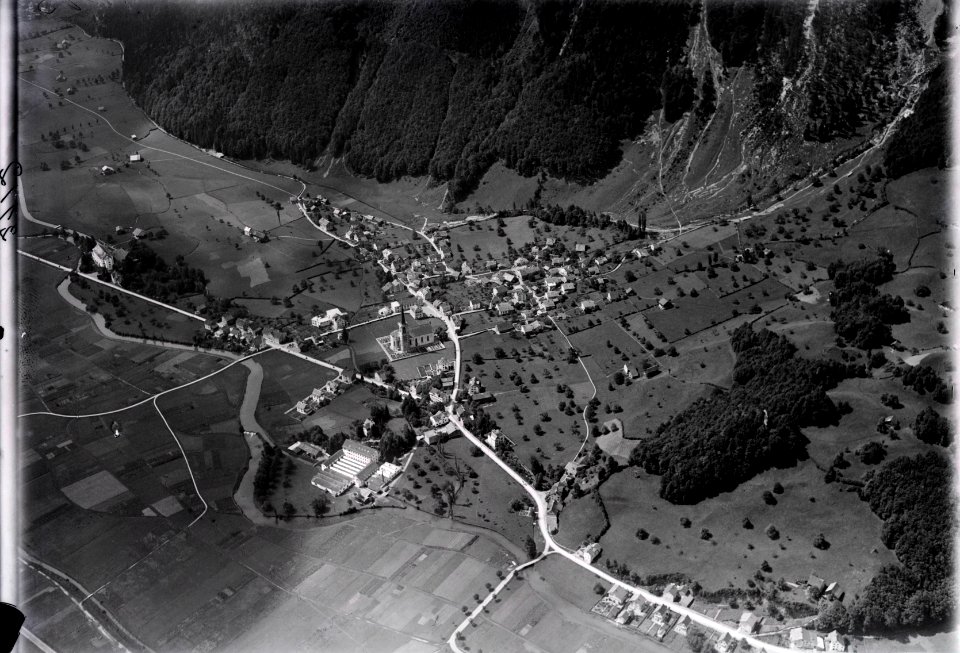 ETH-BIB-Oberurnen v. N. O. aus 800 m-Inlandflüge-LBS MH01-002112