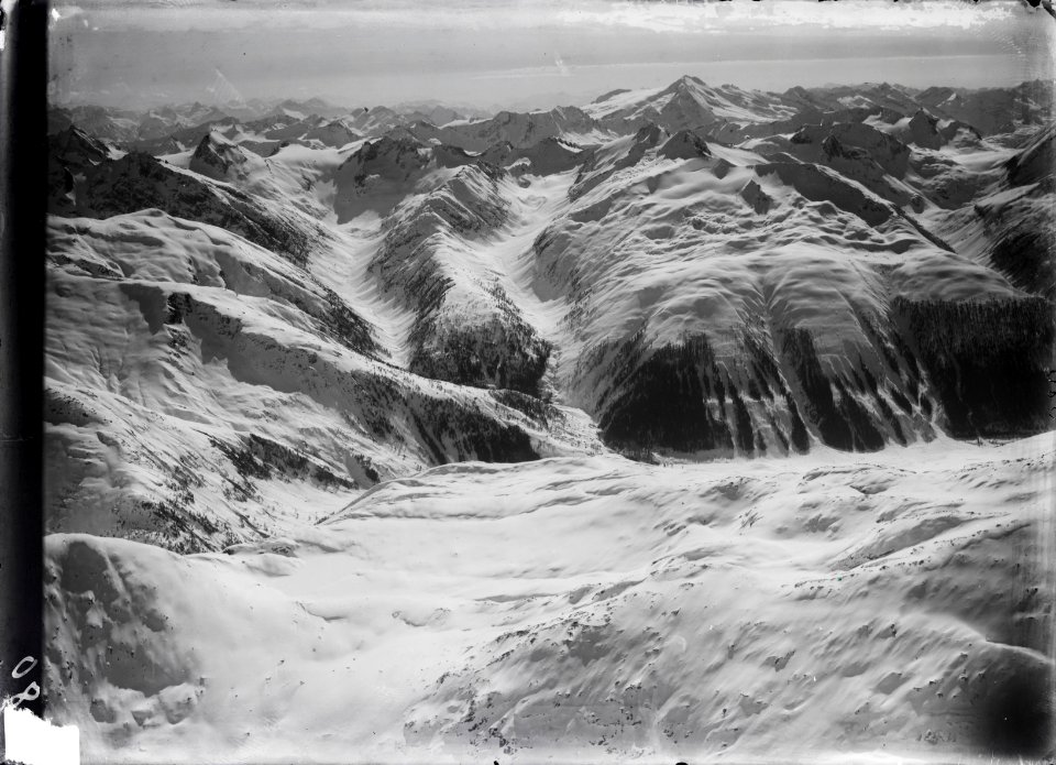 ETH-BIB-Oberwallis, Basodino v. der Grimsel aus 3800 m-Inlandflüge-LBS MH01-000380