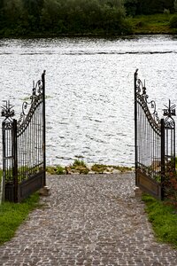 Mosel goal iron gate
