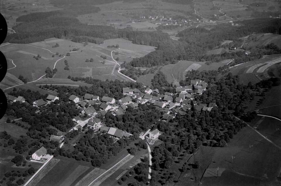 ETH-BIB-Ottikon, Kemptthal v. O. aus 600 m-Inlandflüge-LBS MH01-005434