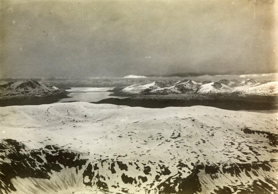 ETH-BIB-Panorama von Tromsdalstind oberhalb Tromsö (Norwegen)-Spitzbergenflug 1923-LBS MH02-01-0002