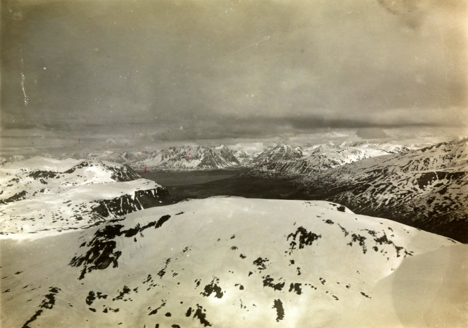 ETH-BIB-Panorama von Tromsdalstind oberhalb Tromsö (Norwegen)-Spitzbergenflug 1923-LBS MH02-01-0003