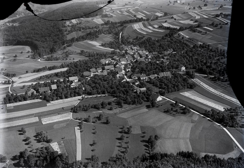 ETH-BIB-Ottikon bei Illnau aus 300 m-Inlandflüge-LBS MH01-003725