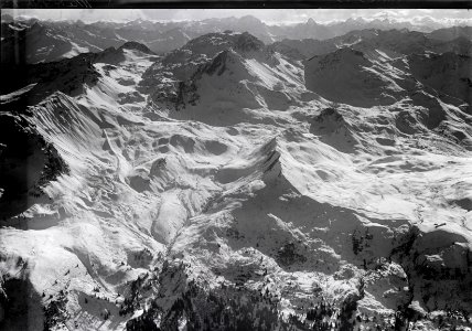 ETH-BIB-Parsenn, Weissfluh, Parsenn, Furka, Greiersee, Casanpass v. N. O.-Inlandflüge-LBS MH01-004994