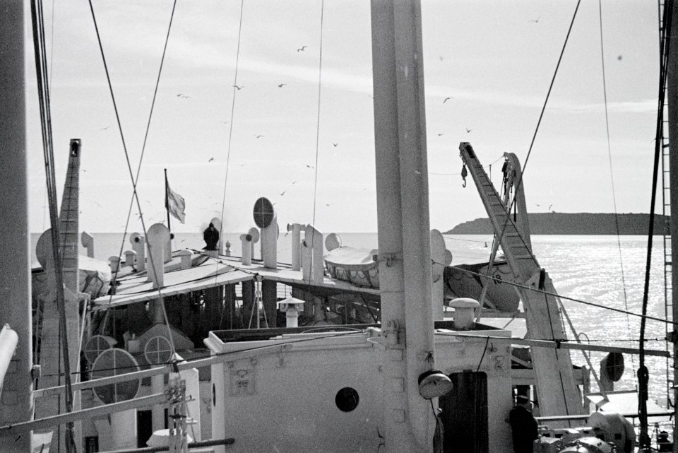 ETH-BIB-Passagierschiff in der Nähe der Küste-Abessinienflug 1934-LBS MH02-40-0027