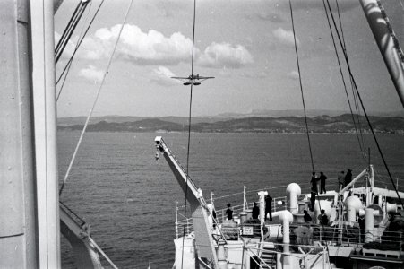 ETH-BIB-Passagierschiff in der Nähe der Küste-Abessinienflug 1934-LBS MH02-40-0040