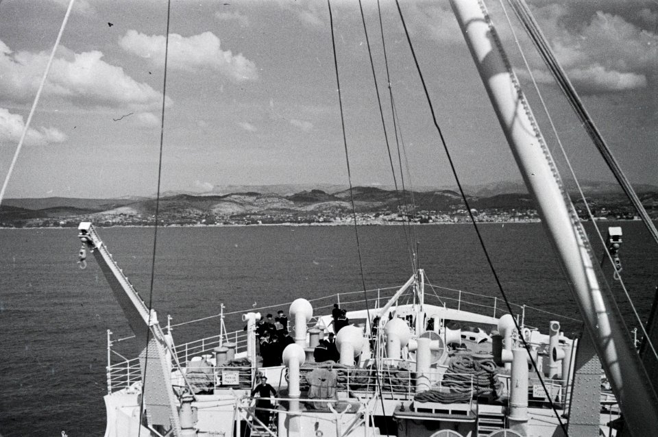 ETH-BIB-Passagierschiff in der Nähe der Küste-Abessinienflug 1934-LBS MH02-40-0041
