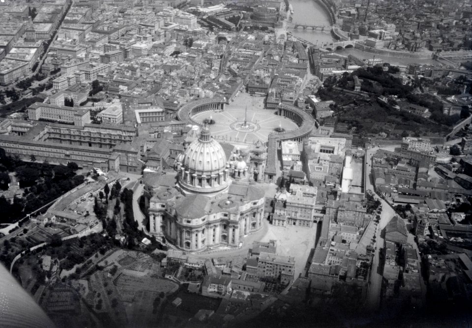 ETH-BIB-Petersdom in Rom-Mittelmeerflug 1928-LBS MH02-04-0191