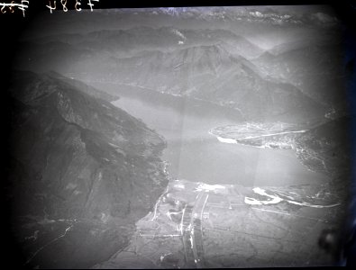 ETH-BIB-Piano di Magadino, Locarno, Lago Maggiore-Inlandflüge-LBS MH01-007384
