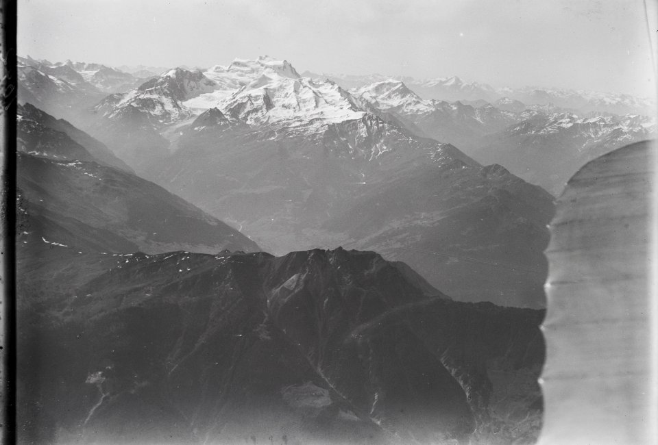 ETH-BIB-Pierre Avoi, Vallée de Bagnes, Vallée d'Entremont, Grand Combin, Velan-Inlandflüge-LBS MH01-001042