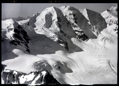 ETH-BIB-Piz Cambrena, Piz Palü v. N. aus 4000 m-Inlandflüge-LBS MH01-007841