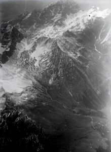 ETH-BIB-Piz d'Aela v. W. aus 3000 m-Inlandflüge-LBS MH01-000898