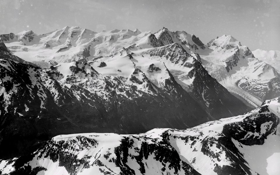 ETH-BIB-Piz Rosatsch, Rosegtal, Berninagruppe v. N. aus 3200 m-Inlandflüge-LBS MH01-000877