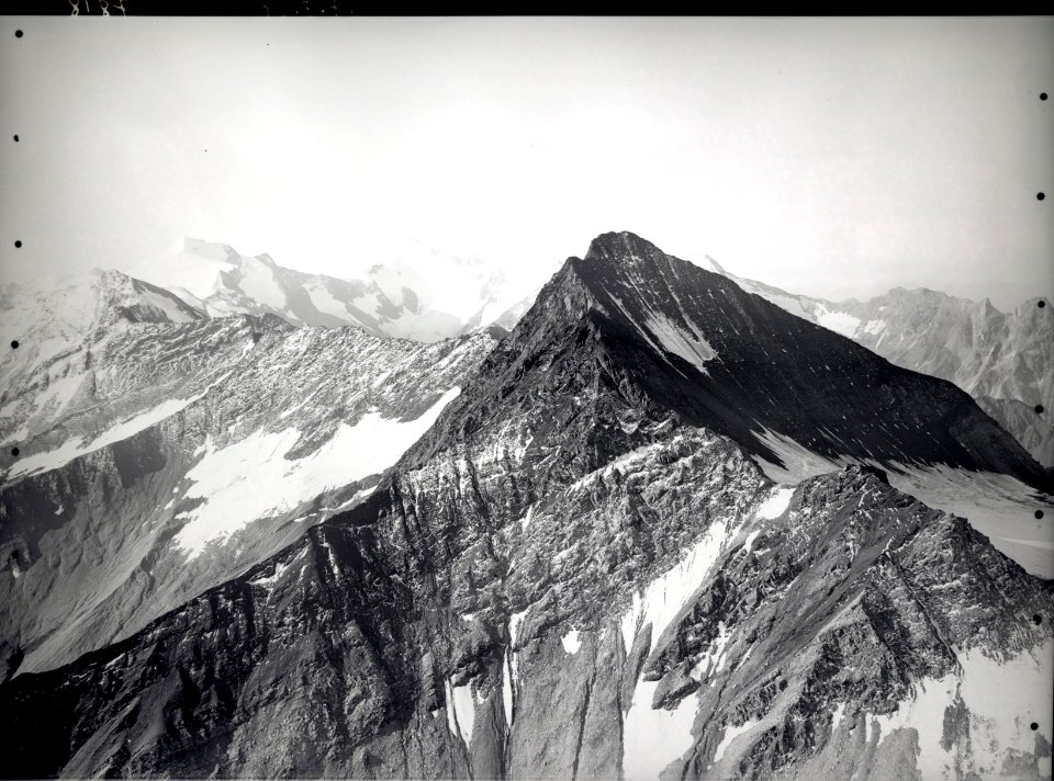 ETH-BIB-Piz Tierri, Rheinwaldhorn v. N. O.-Inlandflüge-LBS MH01-007818