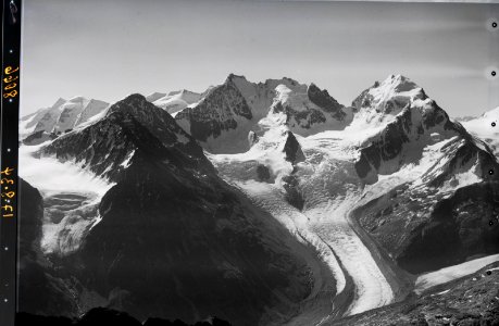 ETH-BIB-Piz Tschierva, Rosegletscher, Piz Palü, Piz-Inlandflüge-LBS MH01-008066