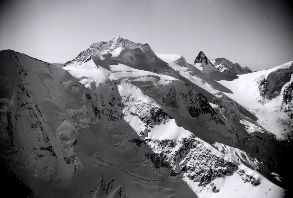 ETH-BIB-Piz Zupó, Bellavista, Crast' Agüzza, Morteratschgletscher-Inlandflüge-LBS MH05-58-26
