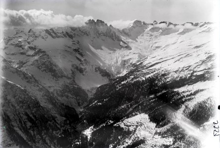 ETH-BIB-Pizzo Barone, Val Chironico v. O. aus 2000 m-Inlandflüge-LBS MH01-003351