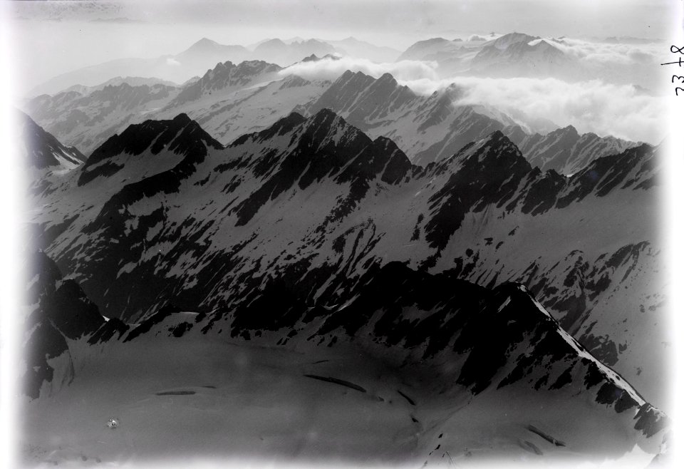 ETH-BIB-Piz Ravetsch, Val Curnera-Inlandflüge-LBS MH01-003378