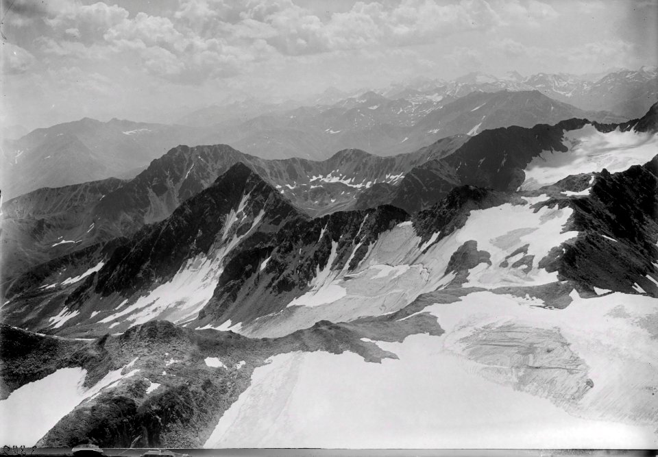 ETH-BIB-Piz Viluoch, Piz Viruola, Engadin v. N. aus 3200 m-Inlandflüge-LBS MH01-003802