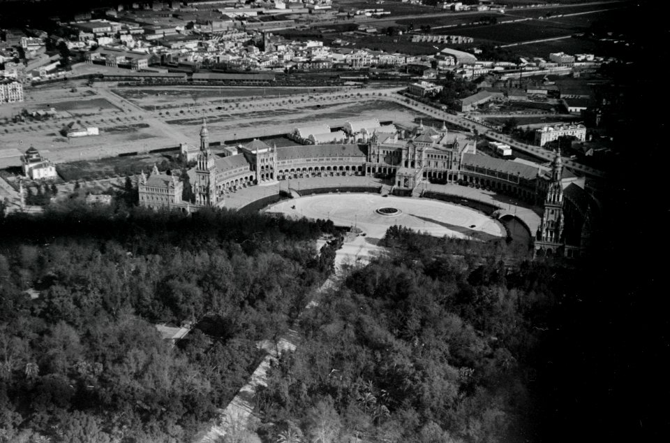 ETH-BIB-Plaza de España in Sevilla-Nordafrikaflug 1932-LBS MH02-13-0566