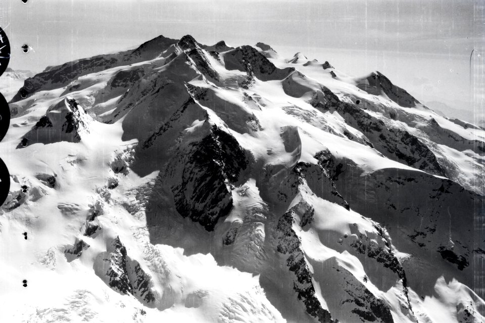 ETH-BIB-Pollux - Castor - Monte Rosa von W. aus 4800 m Höhe-Mittelmeerflug 1928-LBS MH02-05-0146