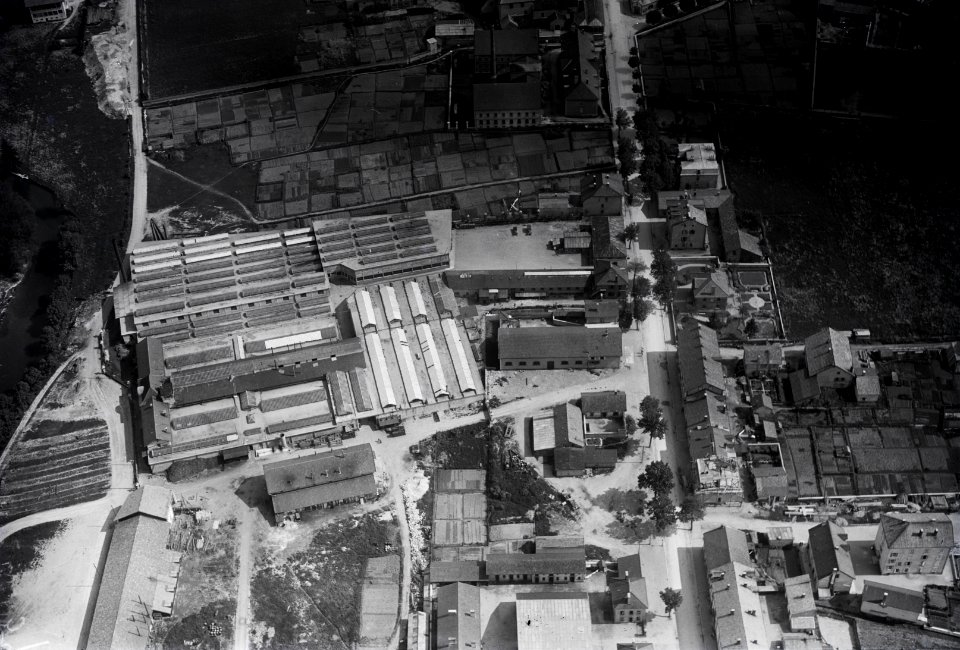 ETH-BIB-Pontarlier, Fabrik (an der Rue de Besançon)-Inlandflüge-LBS MH03-0768