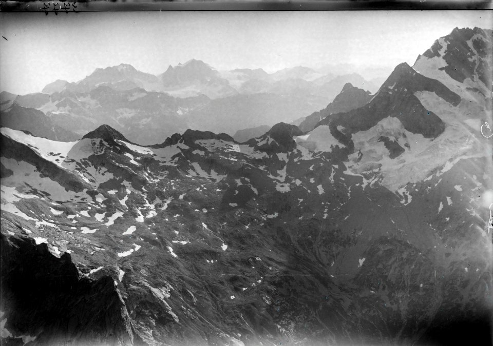 ETH-BIB-Pizzo di San, Martino, Berninagruppe v. W. aus 3600 m-Inlandflüge-LBS MH01-003777