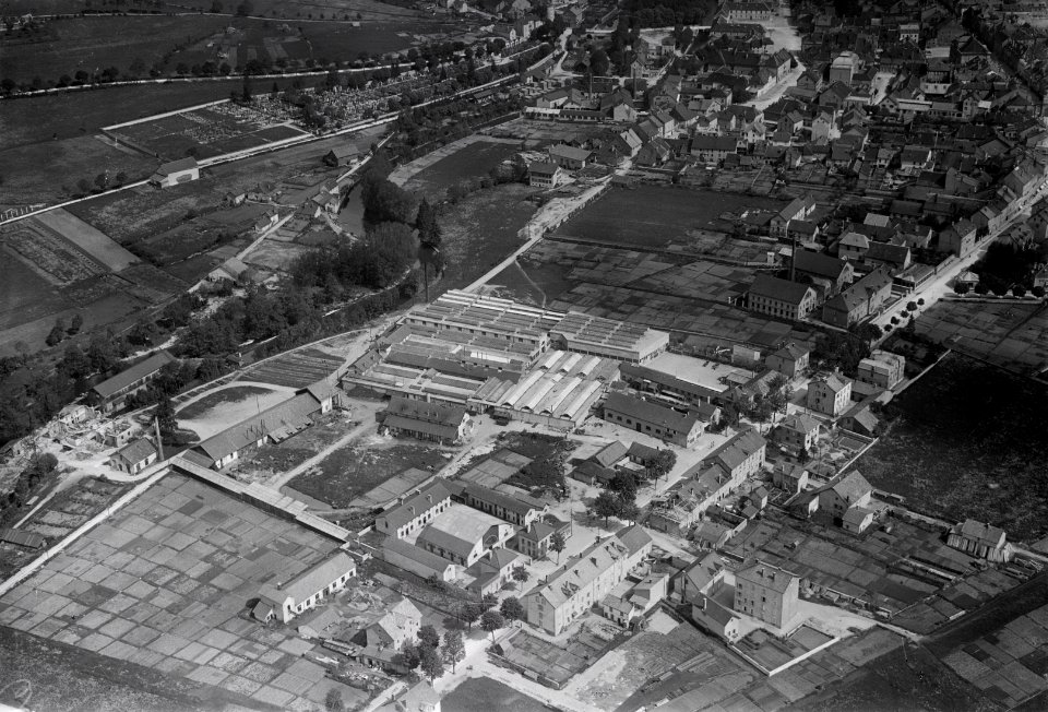 ETH-BIB-Pontarlier, Fabrik (an der Rue de Besançon)-Inlandflüge-LBS MH03-0765