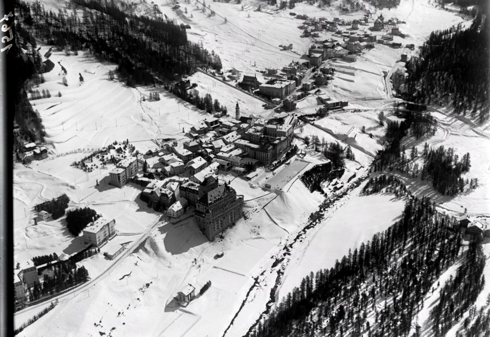 ETH-BIB-Pontresina v. N. W. aus 300 m-Inlandflüge-LBS MH01-001567