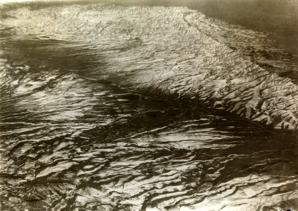 ETH-BIB-Randgebirge in Loristan aus 3000 m Höhe-Persienflug 1924-1925-LBS MH02-02-0065-AL-FL
