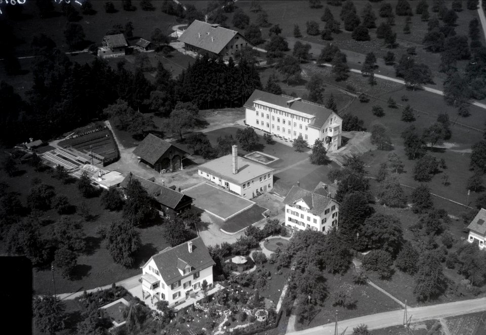 ETH-BIB-Psychiatrische Klinik Clienia Schlössli in Oetwil am See-Inlandflüge-LBS MH01-006819
