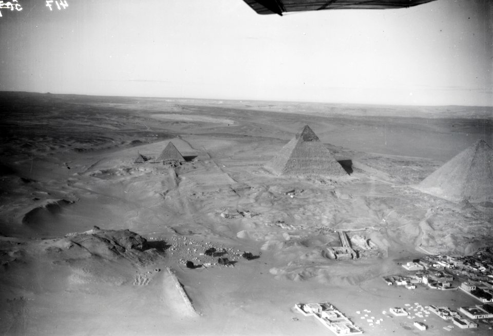 ETH-BIB-Pyramiden von Gizeh-Kilimanjaroflug 1929-30-LBS MH02-07-0417