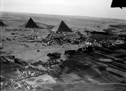 ETH-BIB-Pyramiden von Gizeh-Kilimanjaroflug 1929-30-LBS MH02-07-0421