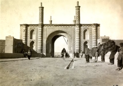 ETH-BIB-Qazvin-Tor (Teheran)-Persienflug 1924-1925-LBS MH02-02-0095-AL-FL