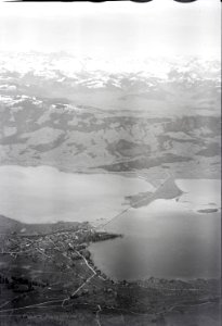 ETH-BIB-Rapperswil-Jona, Hurden, Pfäffikon, Etzel, Einsiedeln v. N. aus 1900 m-Inlandflüge-LBS MH01-006016