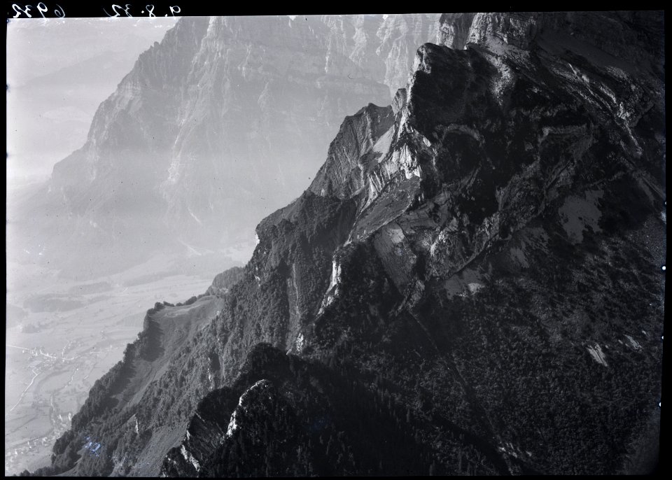 ETH-BIB-Rautispitz, Vorderer Glärnisch-Inlandflüge-LBS MH01-006932