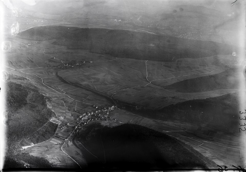 ETH-BIB-Remigen, Rüfenach, Bruggerberg, Windisch v. N. aus 1000 m-Inlandflüge-LBS MH01-003335